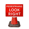 600x450mm Pedestrians Look Right - 7017  safety sign